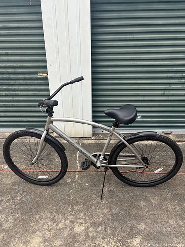 Men’s Bicycle (1 of 4)