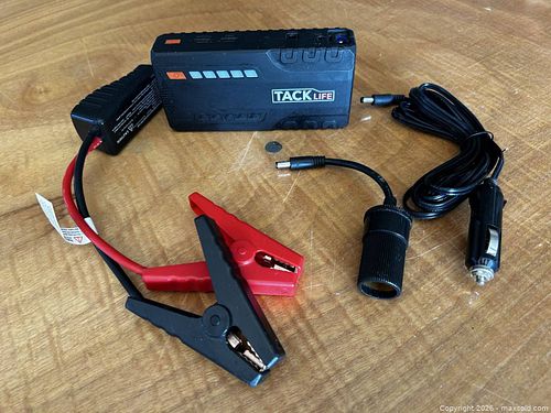  Tacklife T6 600A 12V Auto Battery Jumper (1 of 5)