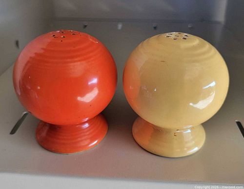Vintage FiestaWare Salt & Pepper Shakers (2) (1 of 3)
