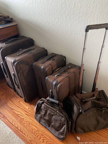 Briggs & Riley 5+ Piece Brown Ballistic Nylon Luggage Set (1 of 7)