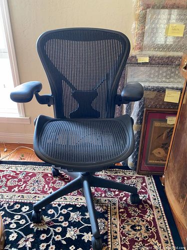 Herman Miller Size B Black Mesh Office Chair (1 of 4)
