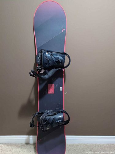 Snowboard Head 154 cm w/ Salomon Bindings (1 of 3)