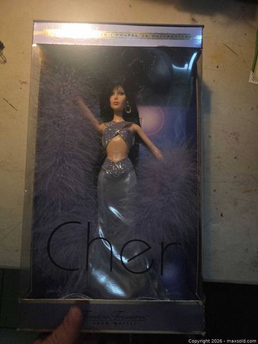 Mattel Cher Fashion Doll Timeless Treasures Collector Edition (1 of 6)