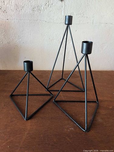 Set of 3 Black Metal Taper Candle Holders (1 of 3)