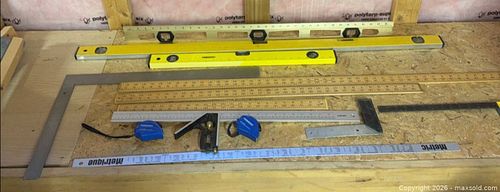 Level, Ruler, Tape Measure, Squares (1 of 20)