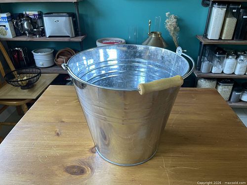 Metal Bucket of Fun! (1 of 11)