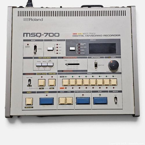 Roland MSQ-700 8-Track Digital Keyboard Recorder/Sequencer (1 of 3)