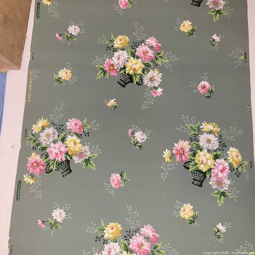 Vintage 1940's Wallpaper  (1 of 8)