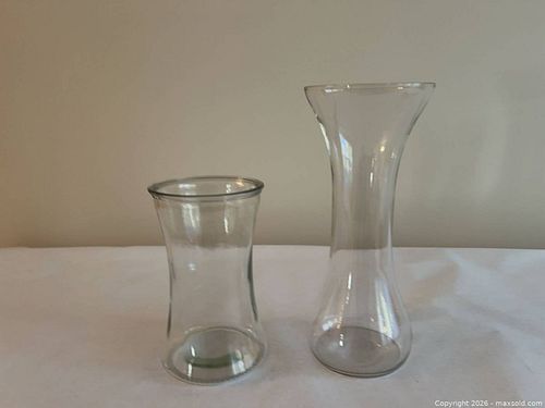 Pair of Clear Glass Bud Vases with Flared Rim, ~5 in (1 of 7)