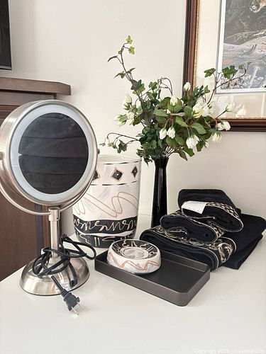 Bathroom Accessories B (1 of 11)