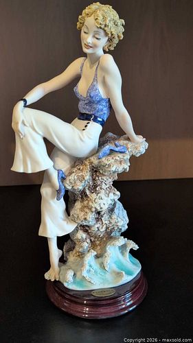 Limited Edition Florence Sculture d'Art, Sabrina A (1 of 13)