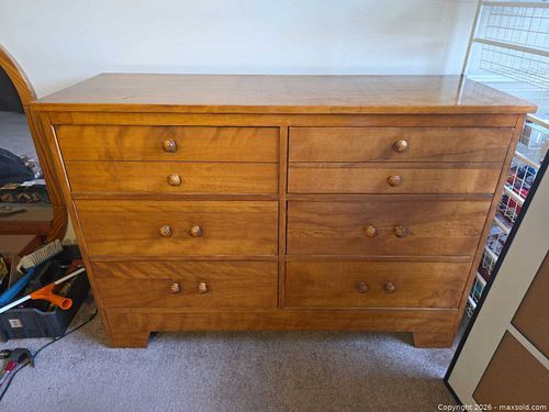 Large Light Brown / Honey Wood Veneer Dresser, 8 Drawers (1 of 9)