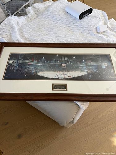 Maple Leafs Final Game at the Gardens vs Blackhawks 1999, Signed (1 of 5)