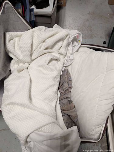 Bedding (1 of 3)
