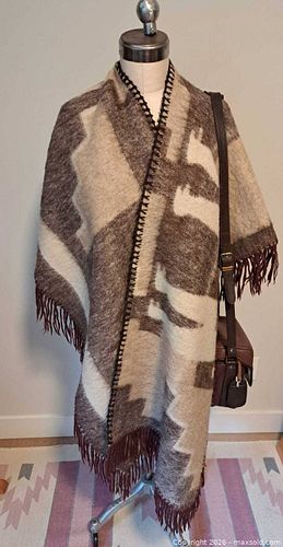 Vintage Poncho & Very Groovy Bag (1 of 13)