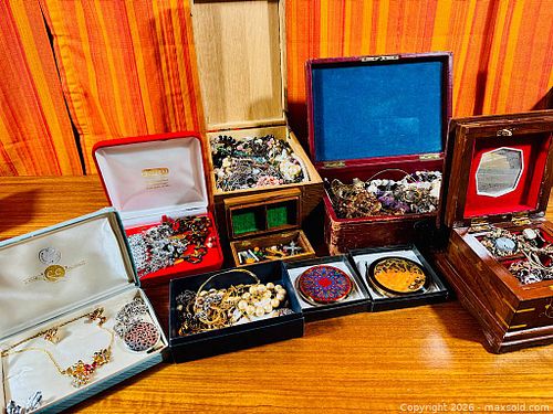 Estate Jewelry (1 of 11)