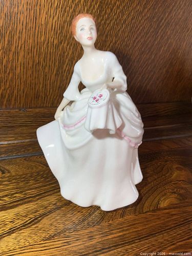 Royal Doulton (1 of 4)