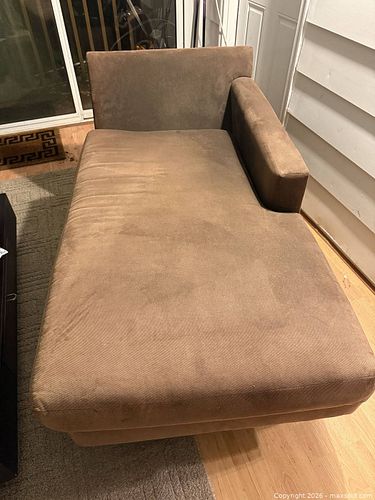 MAX Home Chocolate Brown Chaise Lounge, Right-Arm Facing (1 of 5)