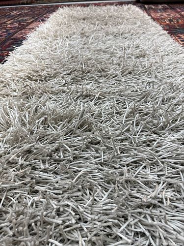 Plush Modern Hallway Runner Off-White / Beige  (1 of 4)