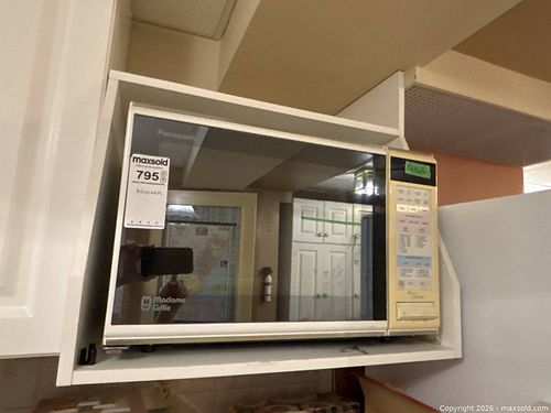 Panasonic Microwave  (1 of 10)