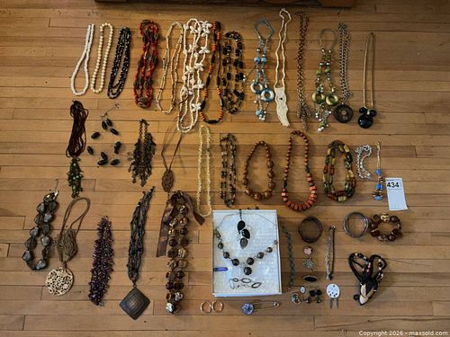 Costume Jewellery (1 of 10)