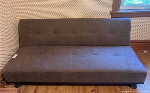 Tufted Upholstered Sofa / Daybed (1 of 9)