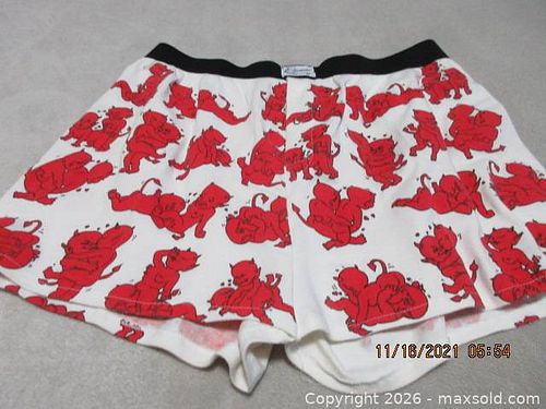 Men's Mixed Clothing Lot Large — Three-Piece Suit, Shirts, Shorts (1 of 5)