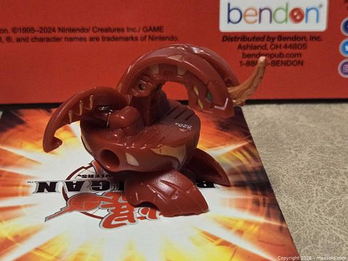 Bakugan B1 Pyrus Dragonoid 520g (1 of 4)