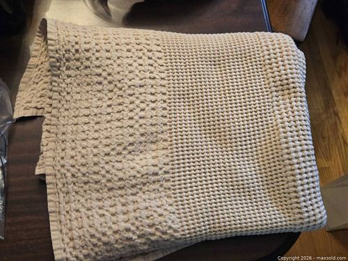 Gluckstein Home Sand Cotton Throw Blanket  (1 of 4)