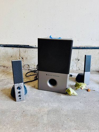 Altec Lansing Computer Speaker System (1 of 5)