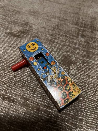 Vintage Tin-Lithograph Noise-Maker / Clicker Toy ("Made in Taiwan") (1 of 7)