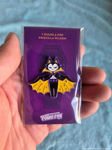 New comic con pin (1 of 2)