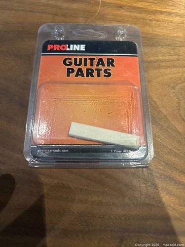 ProLine Bone Nut for Acoustic & Electric Guitar (1 of 2)