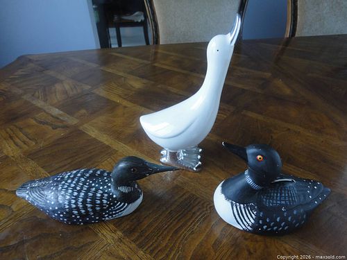 3 Decorative Duck & Loon Figurines / Collectibles (Wood & Ceramic) (1 of 9)