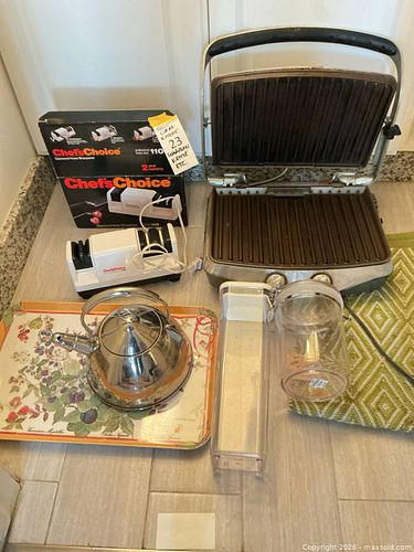 Mixed Lot: Kitchen Appliances, Cookware & Accessories (1 of 13)