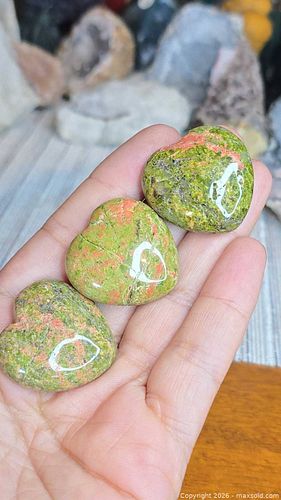 Set of 3 Unakite Polished Heart Palm Stones (1 of 7)