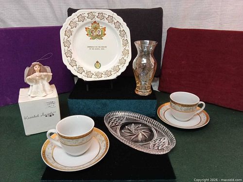 Vintage Mixed Lot: Commemorative Plate, Cups, Crystal, Vase, Figurine (1 of 6)