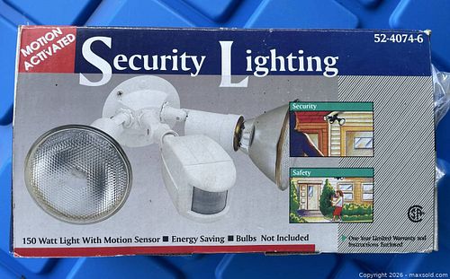Motion Sensor White Security Light - NIB (1 of 4)