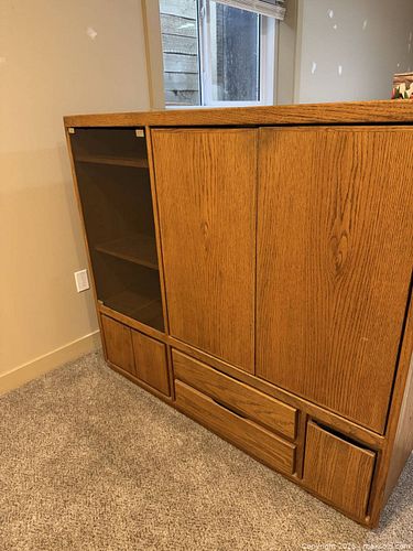 Furniture  (1 of 4)