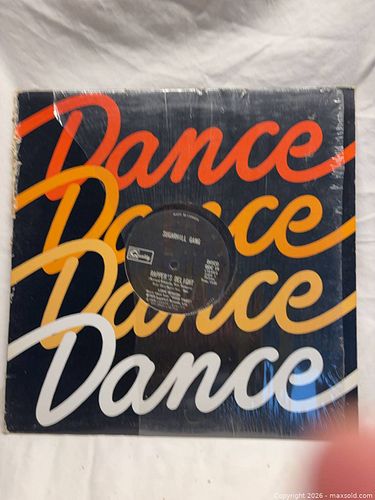Sugarhill Gang — Rapper's Delight (12" Vinyl Single, Quality Records QDC 19) (1 of 5)