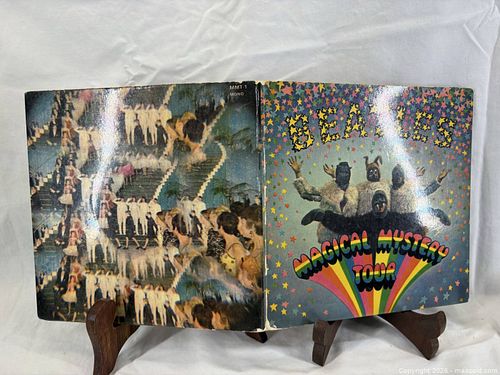 The Beatles - Magical Mystery Tour, Double 7" EP (Apple/Parlophone) (1 of 10)
