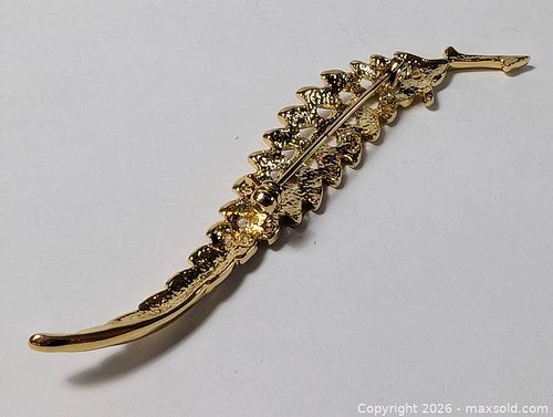Vintage Jeweled Brooch Pin  (1 of 18)