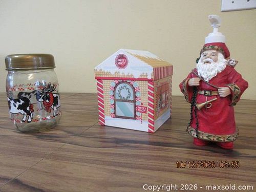 Holiday Decor Set: Santa Soap Dispenser, Lantern, Flowers (1 of 3)