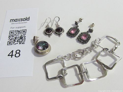 Costume Jewelry (1 of 13)