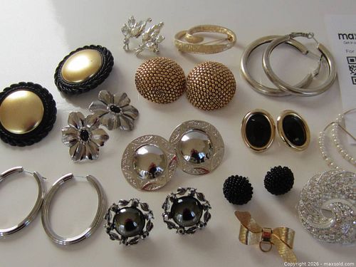 Costume Jewelry (1 of 10)