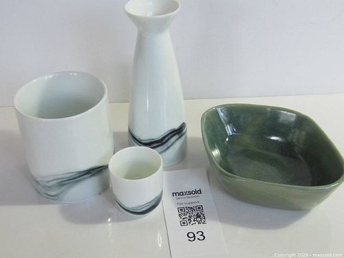 Decor Items (1 of 8)