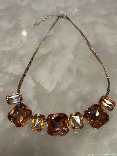 Gold Toned Necklace (1 of 3)