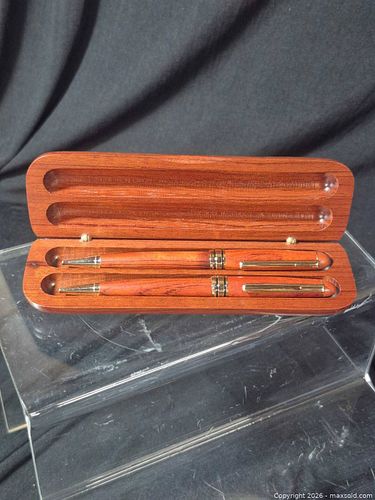 Commemorative The White House Wood & Gold-Tone Pen Set (1 of 4)