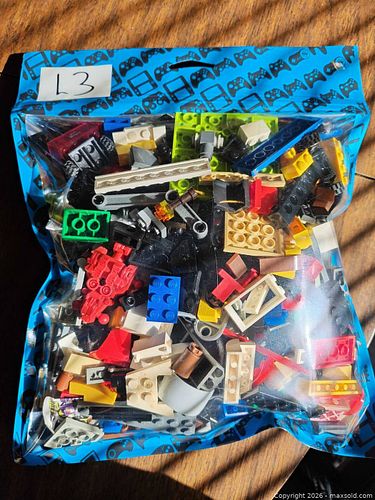Lego lot L3 (1 of 6)