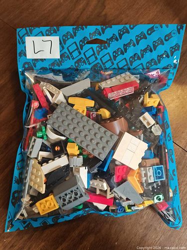Lego lot L7 (1 of 7)
